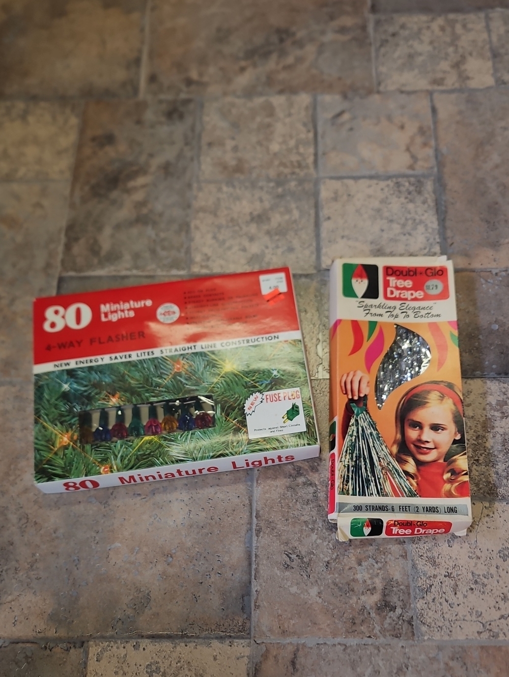 Vintage Mini Christmas Lights And Doubl Glo Tree Drape Icicle